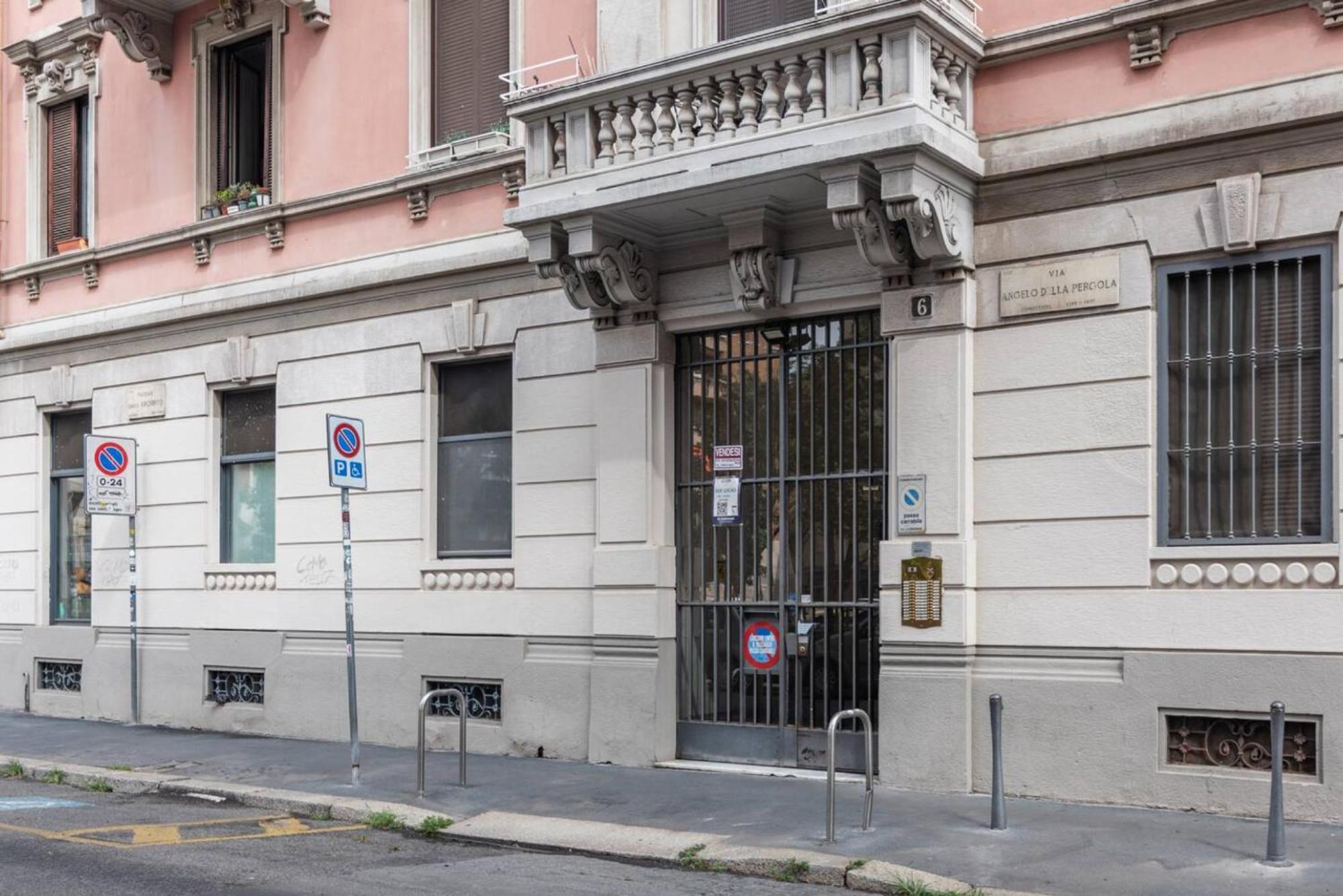 شقة In Piazza A Isola ميلان المظهر الخارجي الصورة
